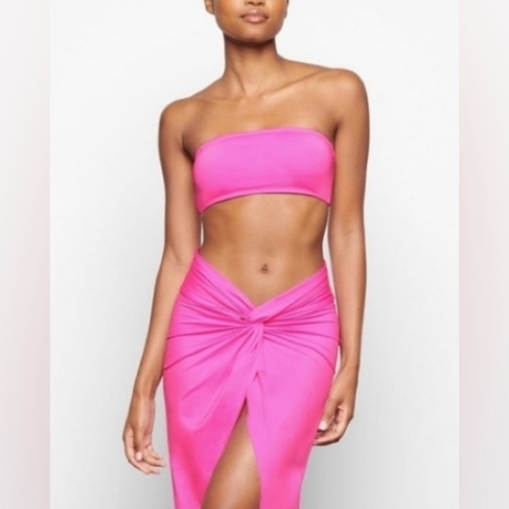 Skims Hot Pink Bandeau Top 3X